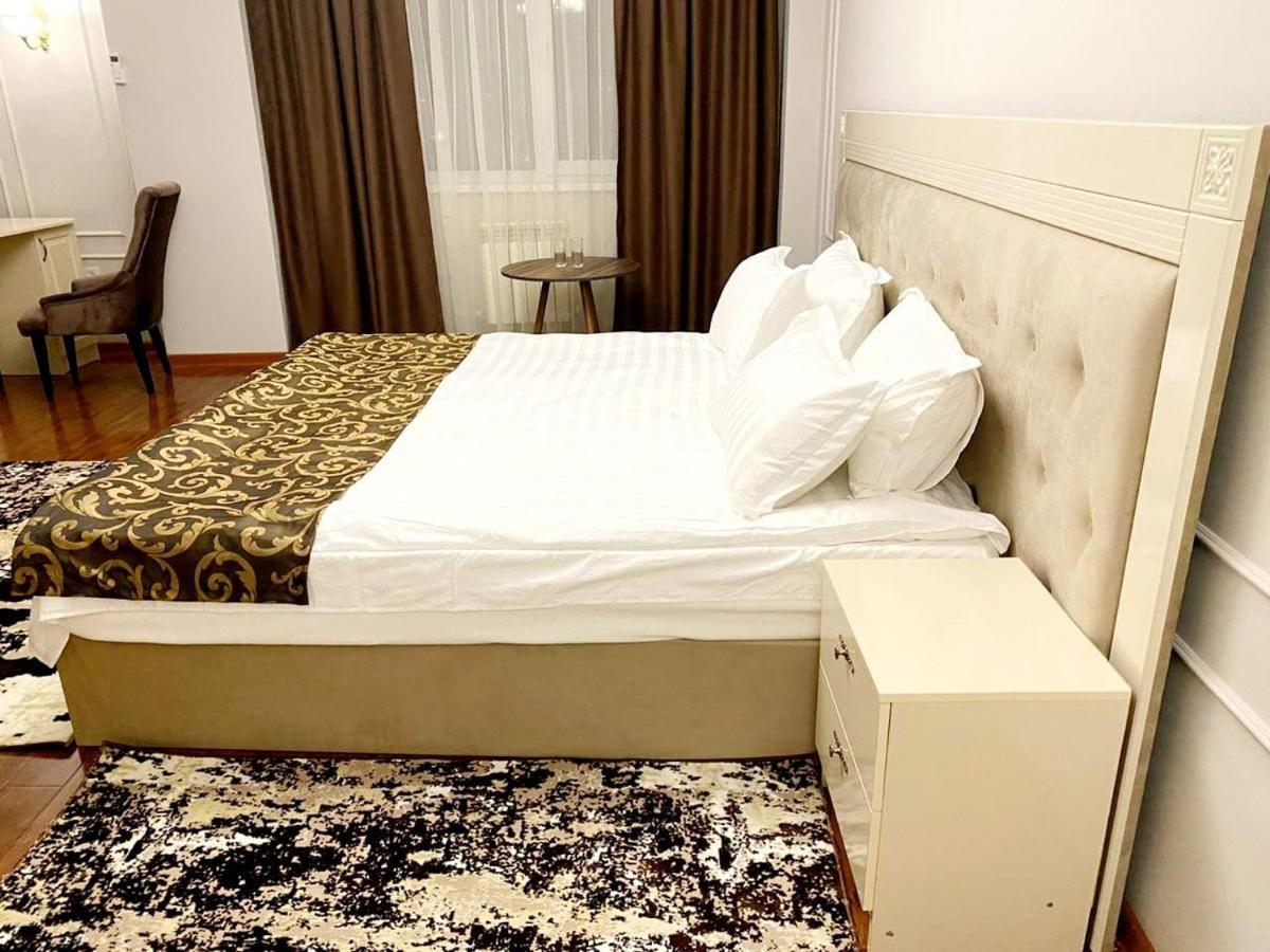 Gold Boutique Hotel Almaty Exterior foto
