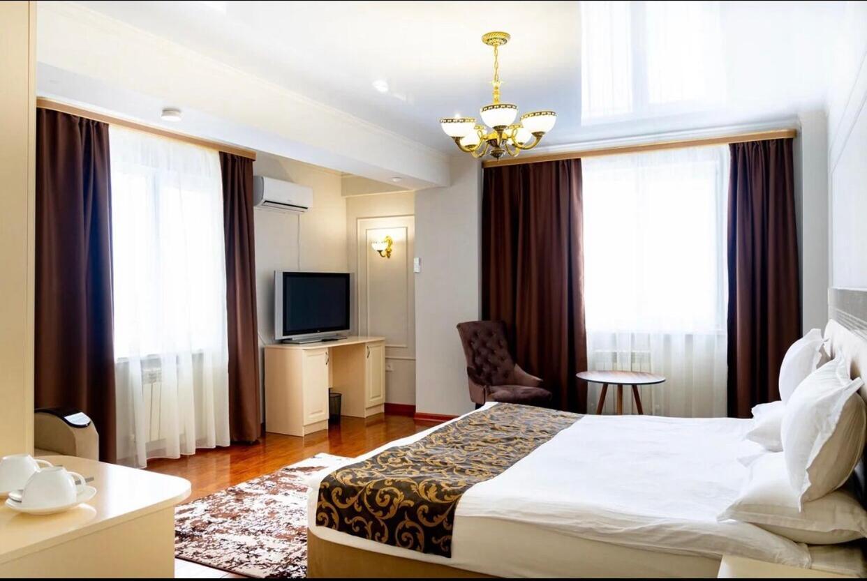 Gold Boutique Hotel Almaty Exterior foto